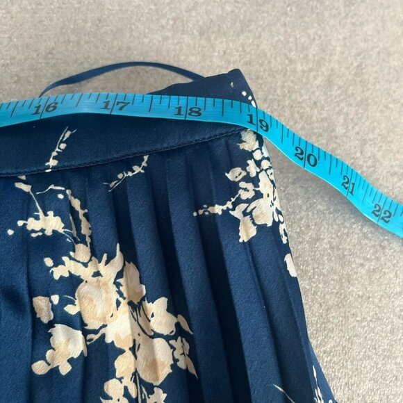 [XL]Abercrombie&Fitch Blue Floral Satin Pleated Tiered Maxi Skirt - Picture 6 of 7